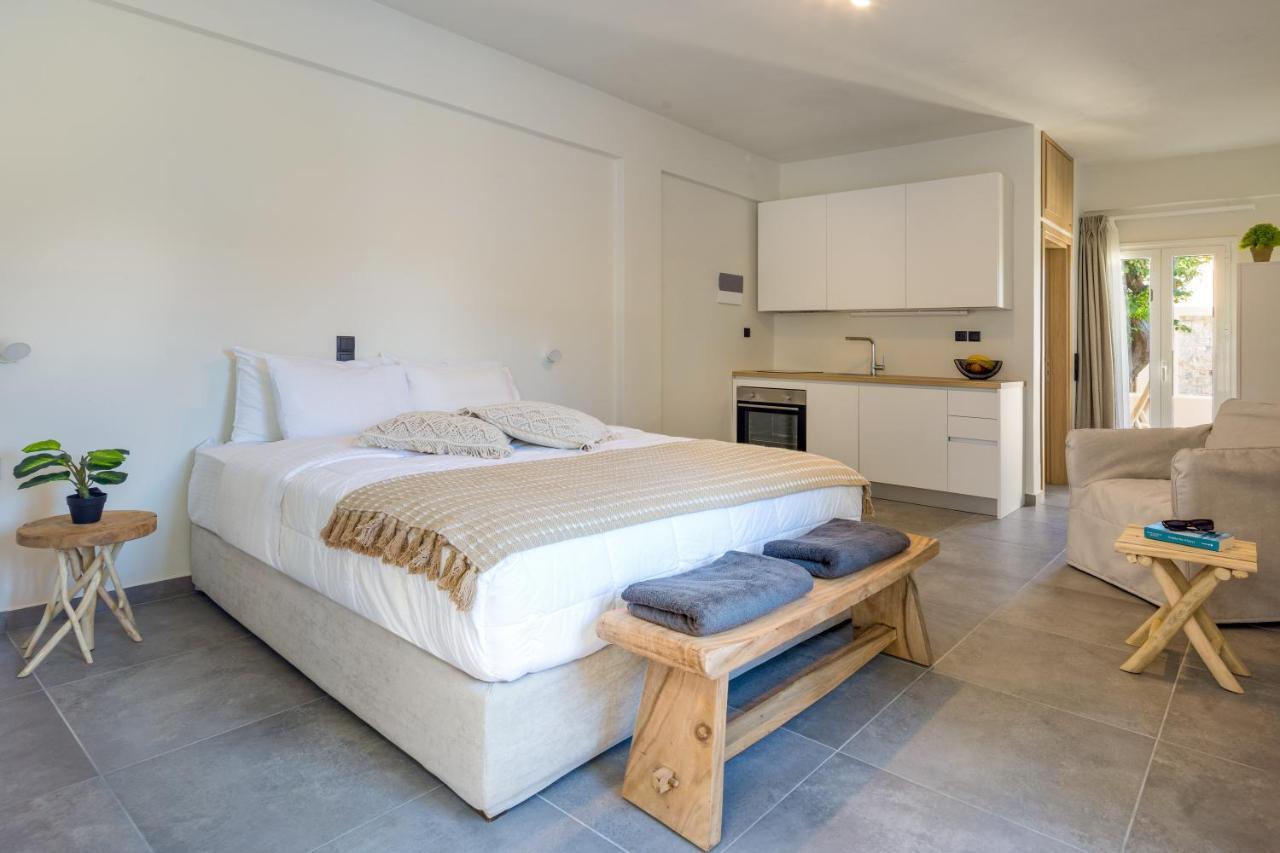 S U E N O - Studios And Apartments, With Shared Pool Kato Daratso Eksteriør billede